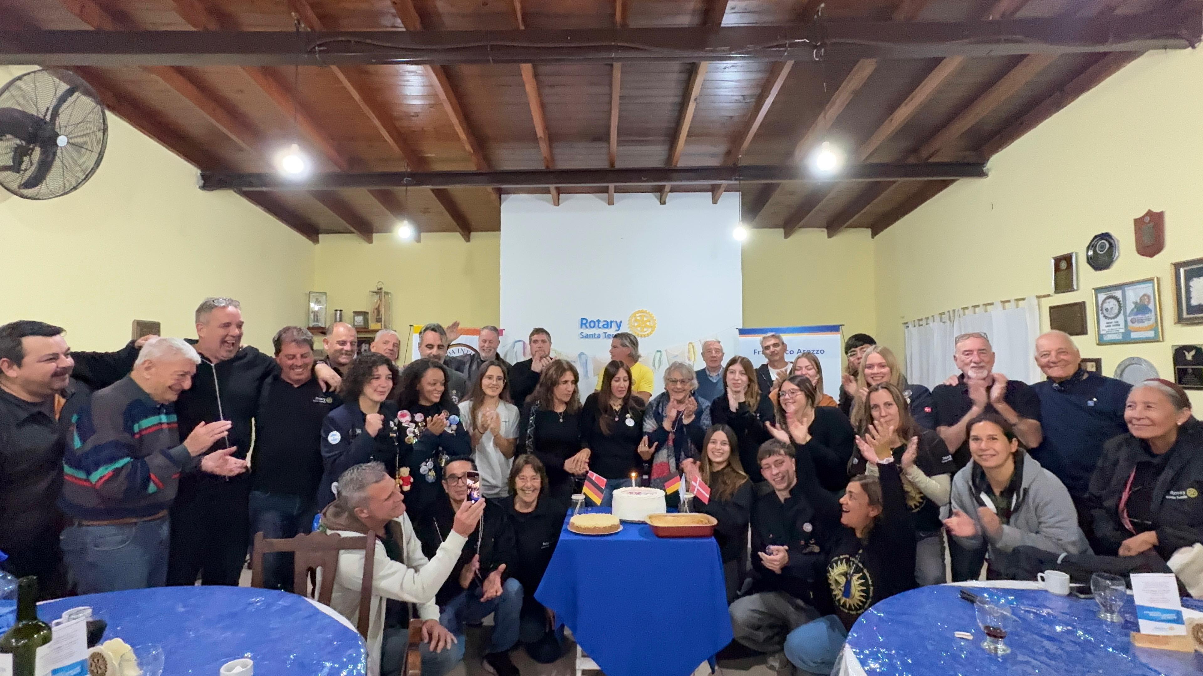 Festejo cump´leaños del club